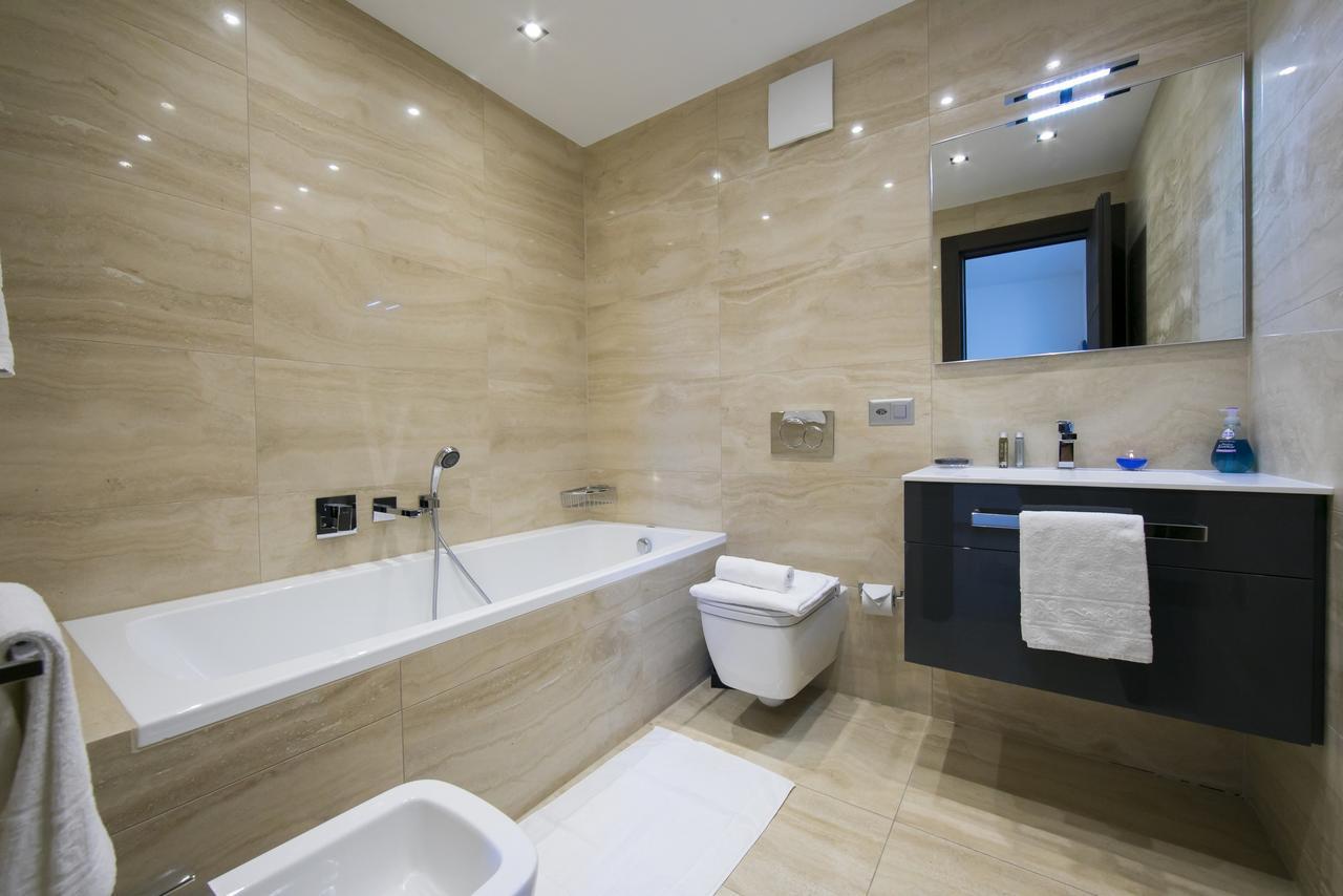 Rebecca Garden - Happy Rentals Lugano Luaran gambar